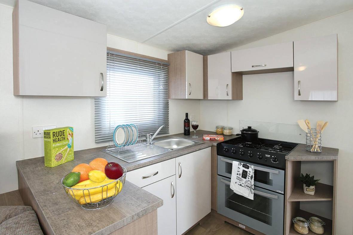 Roselands Caravan Park, Nr Lands End, Cornwall เซนต์จัสต์ ภายนอก รูปภาพ