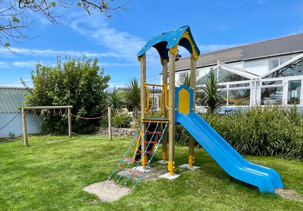 Roselands Caravan Park, Nr Lands End, Cornwall เซนต์จัสต์ ภายนอก รูปภาพ