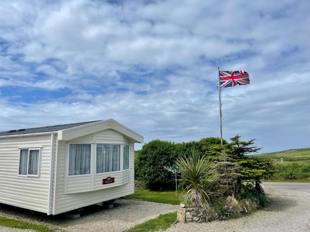 Roselands Caravan Park, Nr Lands End, Cornwall เซนต์จัสต์ ภายนอก รูปภาพ