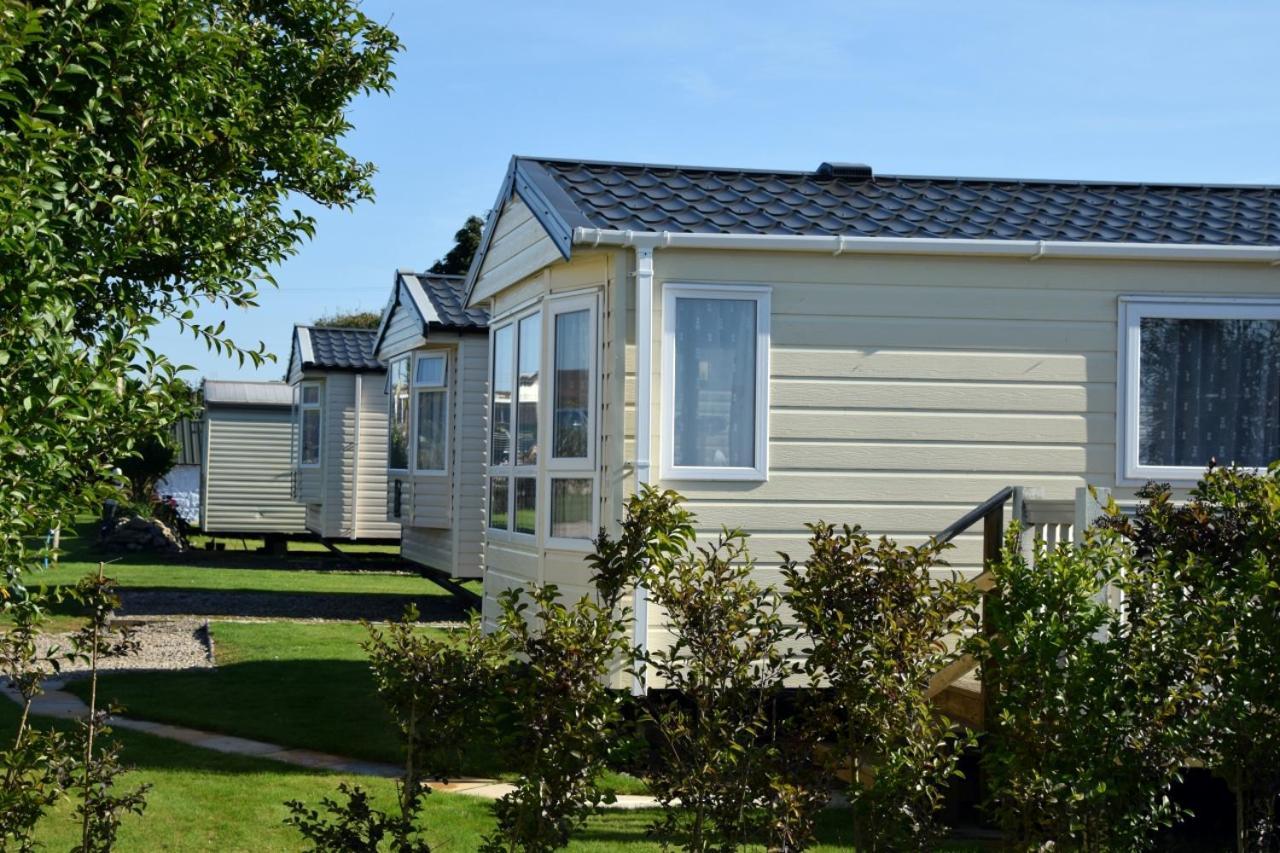 Roselands Caravan Park, Nr Lands End, Cornwall เซนต์จัสต์ ภายนอก รูปภาพ