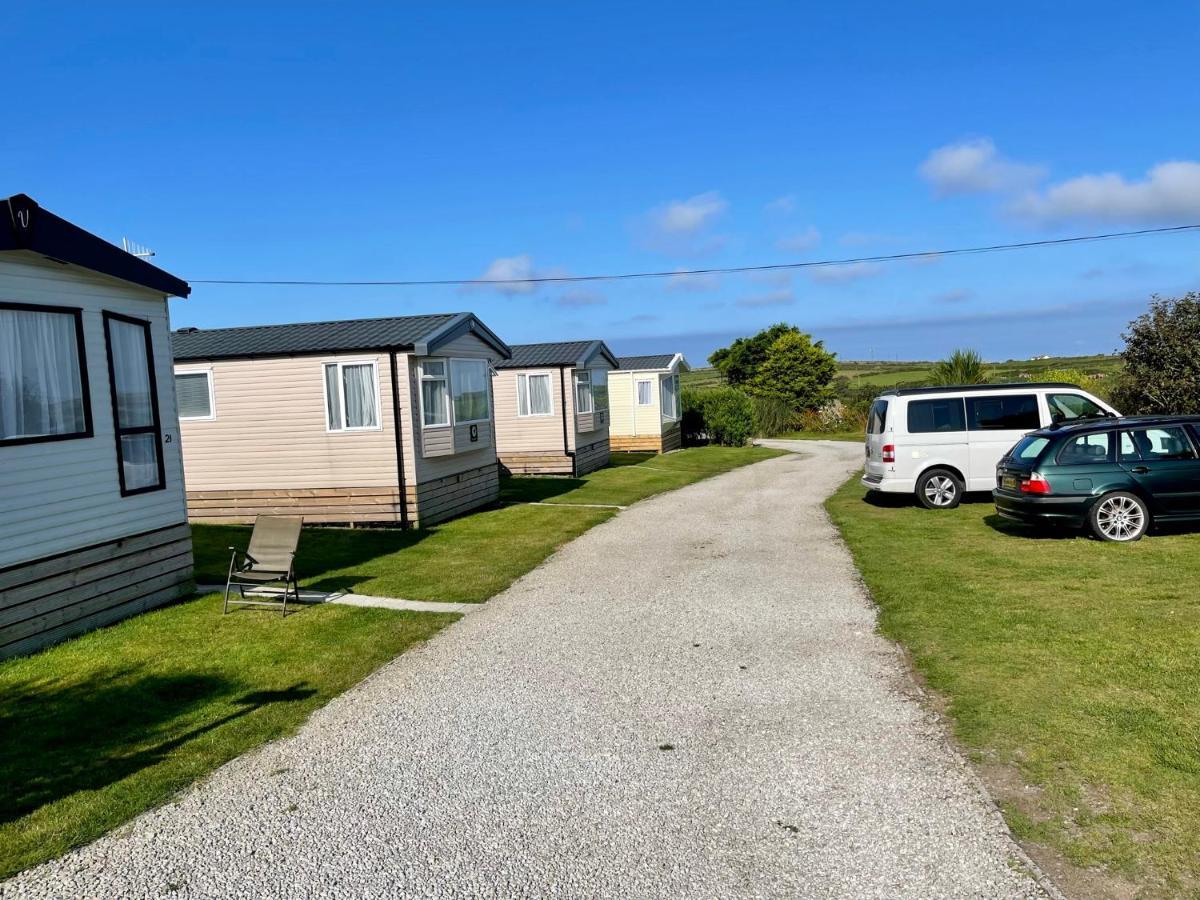 Roselands Caravan Park, Nr Lands End, Cornwall เซนต์จัสต์ ภายนอก รูปภาพ