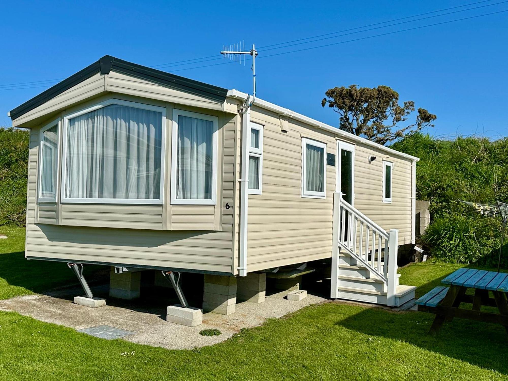 Roselands Caravan Park, Nr Lands End, Cornwall เซนต์จัสต์ ภายนอก รูปภาพ