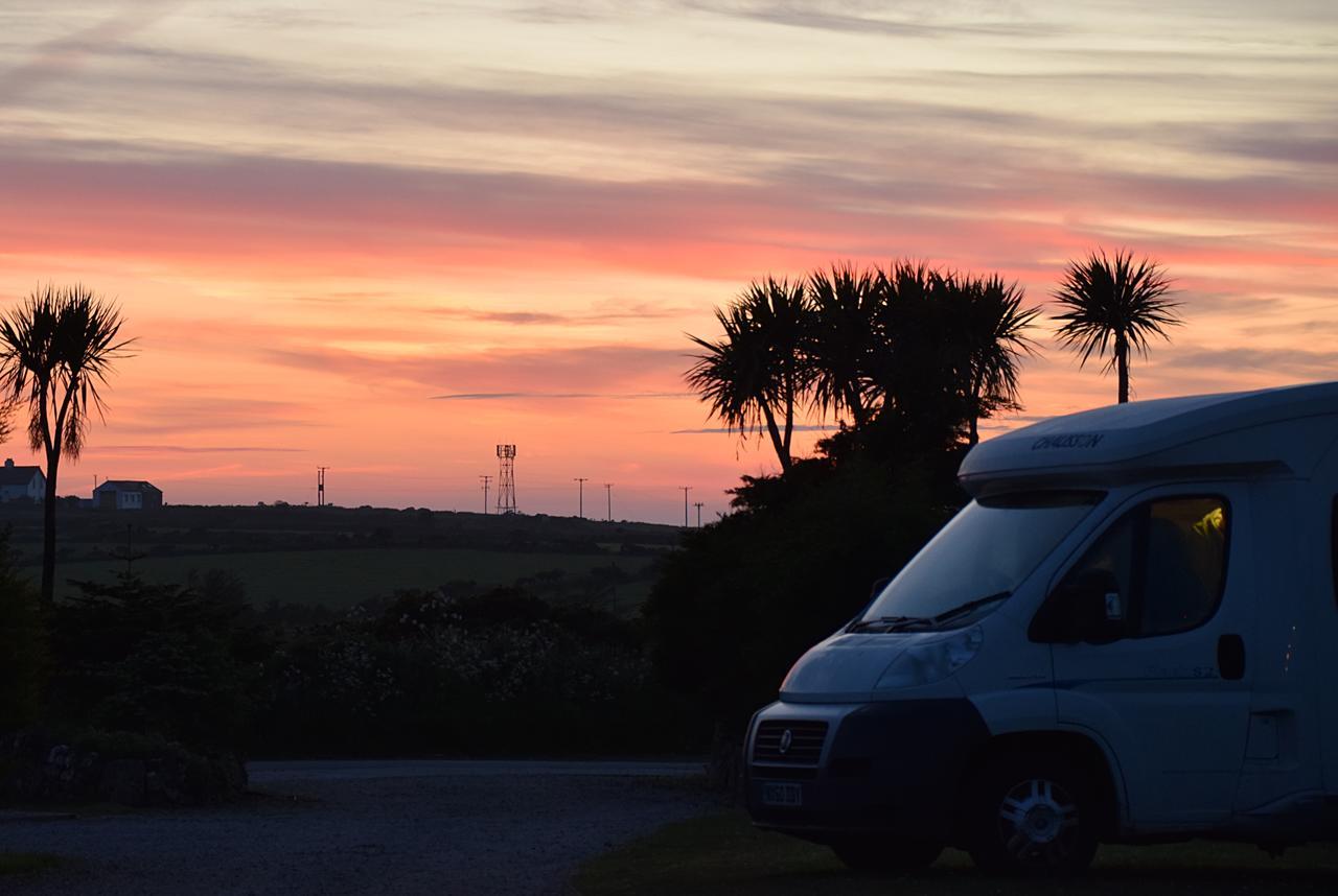 Roselands Caravan Park, Nr Lands End, Cornwall เซนต์จัสต์ ภายนอก รูปภาพ